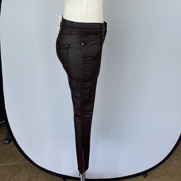 NWT WHBM MidRise Skinny Ankle Coated Cabernet 2R - Picture 10 of 16